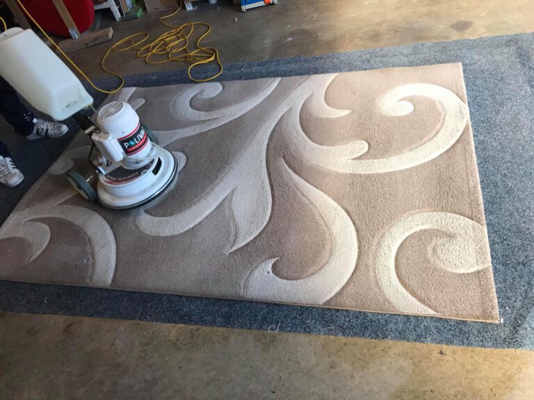 Rug Cleaning Methods: Comparing Steam and Dry by Fibre Type